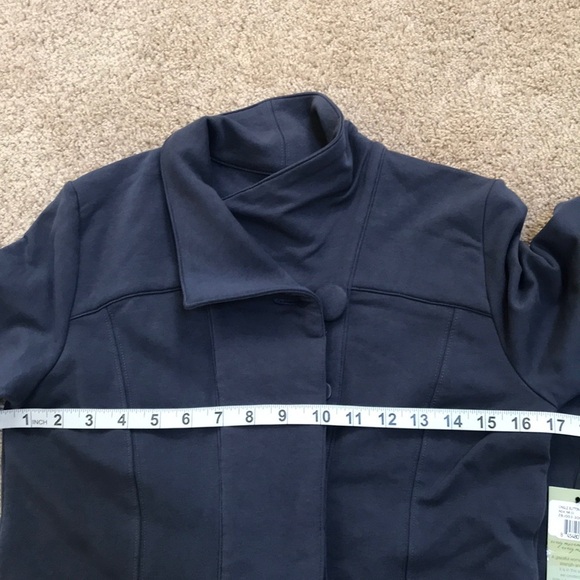 NEW! Zobha small grey front button jacket - Picture 9 of 12